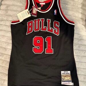 Mitchell and Ness Rodman jersey new with tags size large(44)